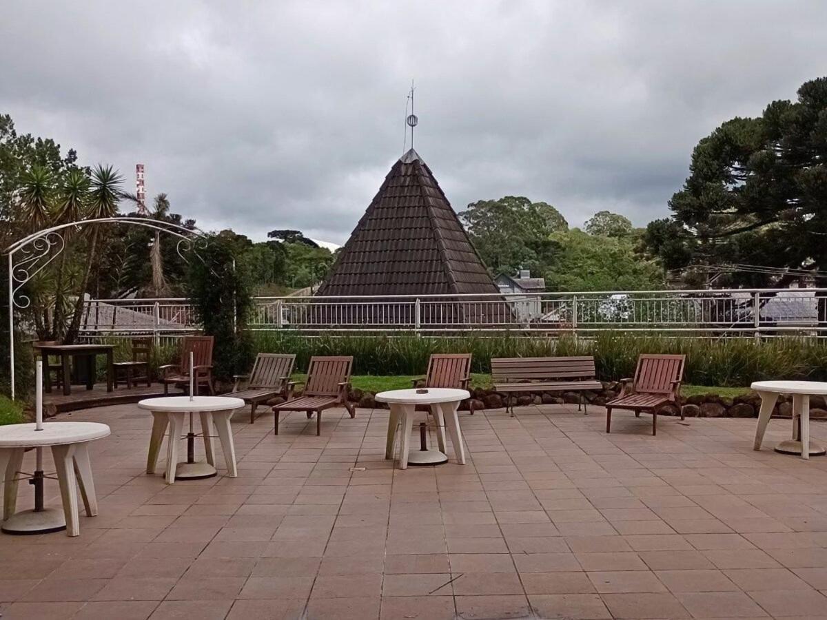 Apartamento No Residencial Village No Centro De Gramado, Com Piscina Aquecida E Hidromassagem Dış mekan fotoğraf